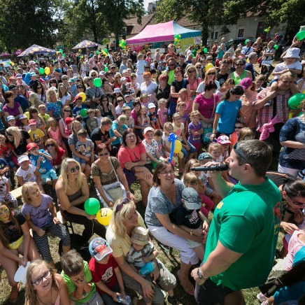 Lukáš Hamerník⎜Moderátor a DJ narozenin, oslav, eventů